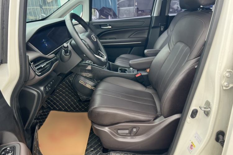 Used GAC Trumpchi M6 2019 270T DCT Prestige Edition (6-Seater) China VI
