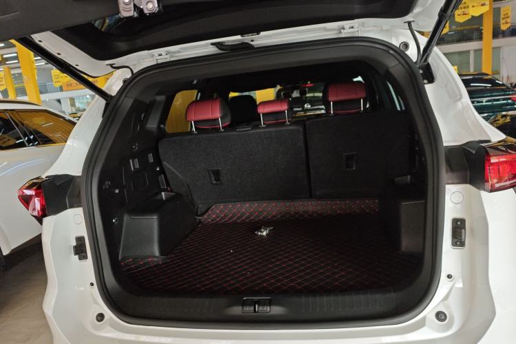 Used JETOUR X70 PLUS 2022 1.5T DCT Luxury Edition 5 Seats
