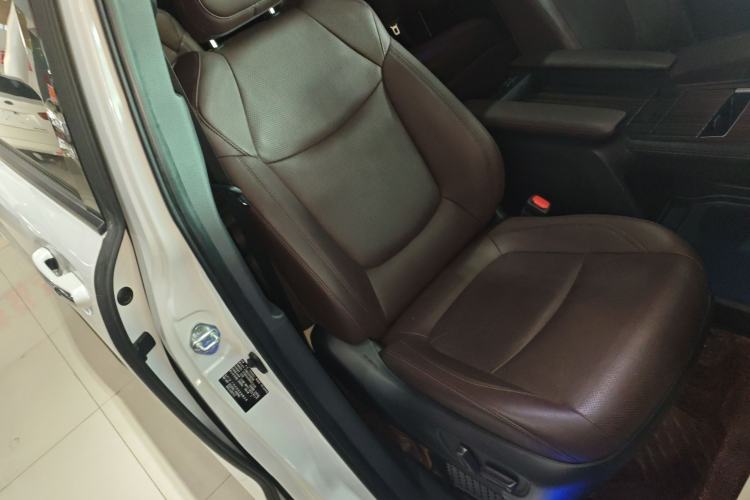 Used Toyota Sienna 2021 2.5L Hybrid Platinum Edition
