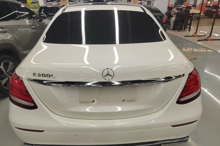 Used Mercedes-Benz E-Class 2016 E 300 L Luxury Model
