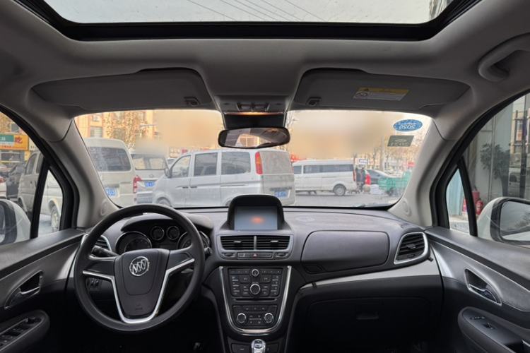 Used Buick Encore 2015 1.4T Automatic Two-Wheel Drive Urban Elite Version
