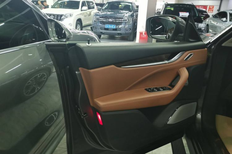 Used Maserati Levante 2016 3.0T Standard Edition
