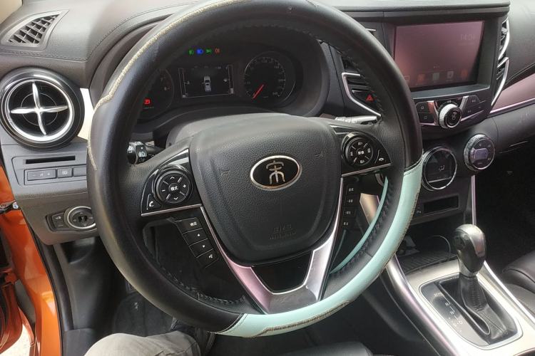 Used BYD Song 2016 GaiShi Edition 1.5TID Automatic Elite Model
