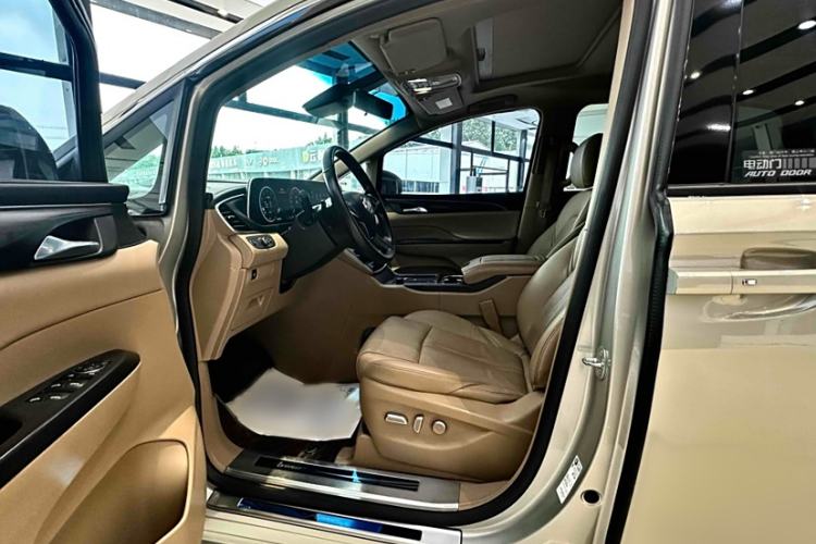 Used Buick GL8 2021 ES Land Cruiser 653T Luxury Edition
