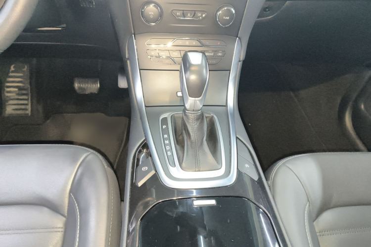 Used Ford Edge 2018 EcoBoost 245 Two-Wheel-Drive Titanium 7-Seater China V Standard
