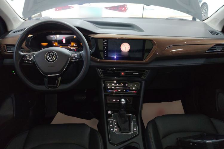 Used Volkswagen Tharu 2022 280TSI Two-Wheel-Drive Luxury Edition