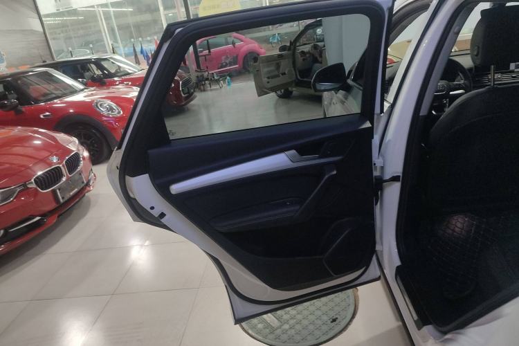 Used Audi Q5L 2020 Updated 40 TFSI Prestige Fashion Edition
