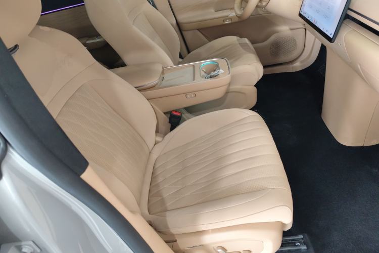 Used  Star Era ET 2024 Extended-Range 240 Ultra All-Wheel Drive