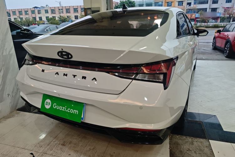 Used Hyundai Elantra 2022 1.5L CVT LUX Prestige Edition