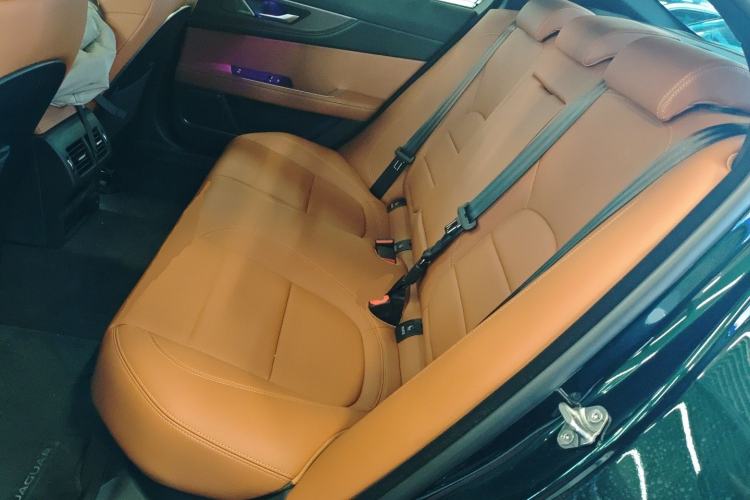 Used Jaguar XEL 2025 2.0T 250 PS R-DYNAMIC 90th Anniversary Edition