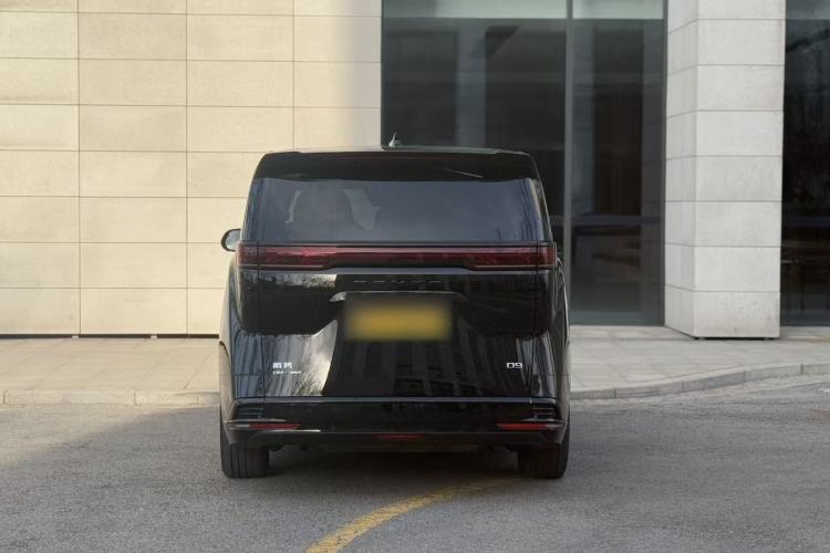 Used Denza D9 2022 DM-i 970 Four-Wheel Drive Prestige Model
