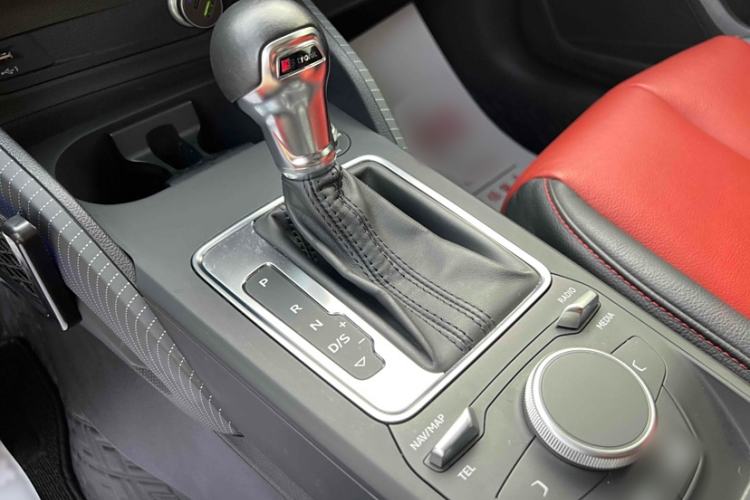 Used Audi Q2L 2018 35 TFSI Launch Exclusive Edition China VI
