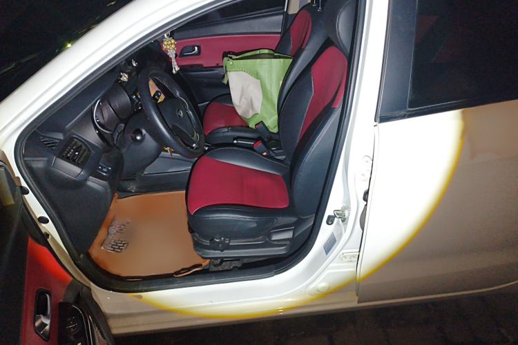 Used Kia K2 2015 Hatchback 1.4L AT GLS Cool Edition