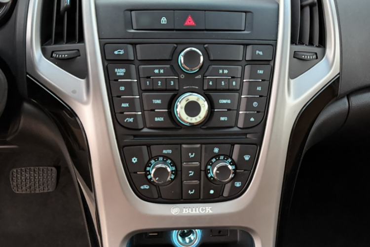 Used Buick GT 2013 GT 1.8L Automatic Fashion Edition
