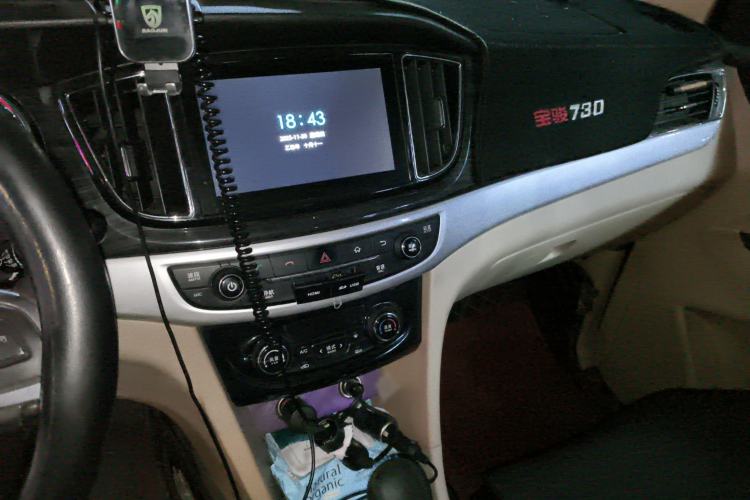 Used Baojun 730 2016 1.5T Manual Luxury Edition 7 Seats
