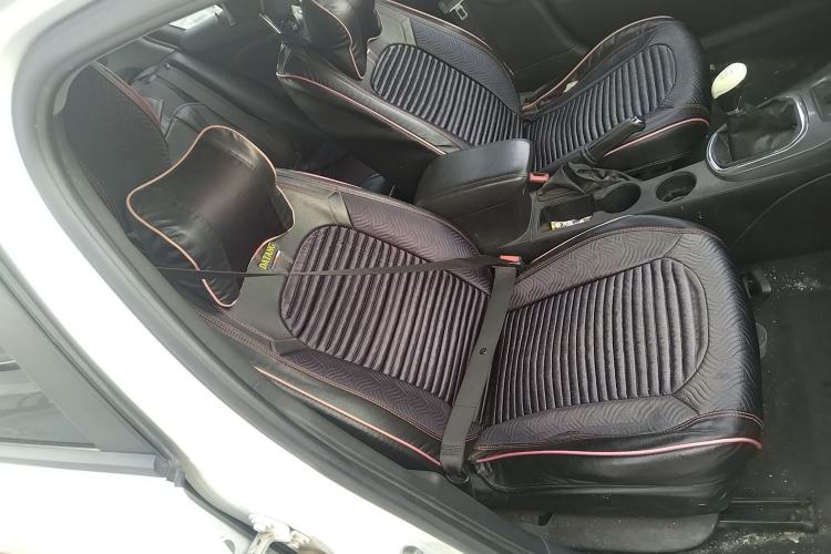 Used Chevrolet Cruze 2017 1.5L Manual Pioneer Edition