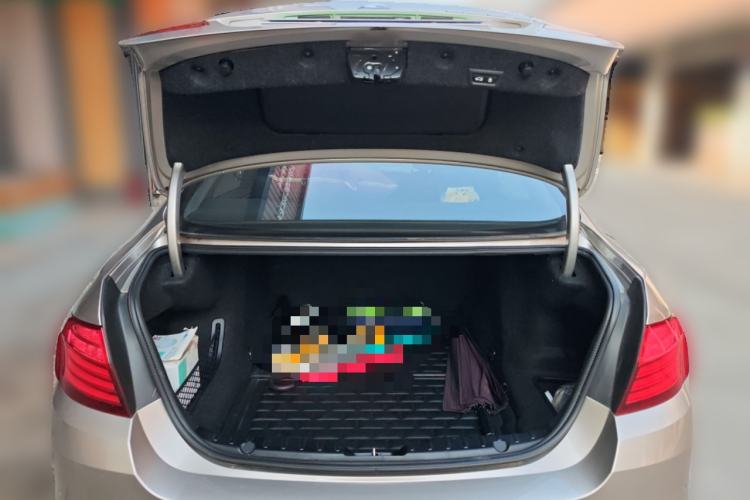 Used BMW 5 Series 2014 525Li Leading Model