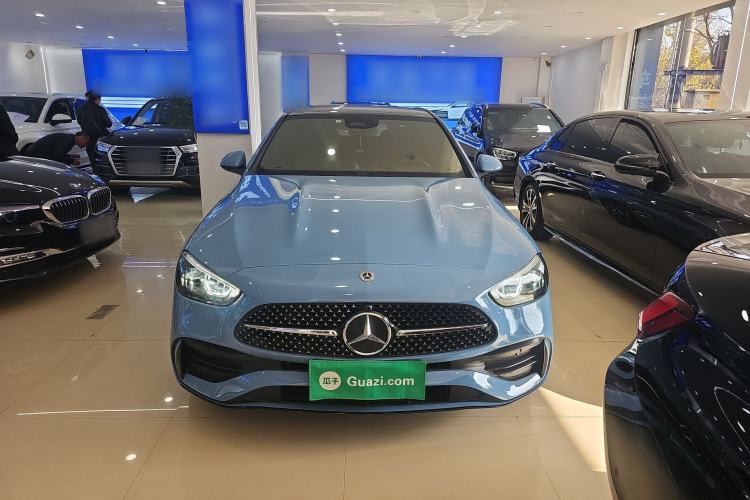 Used Mercedes-Benz C-Class 2023 Restyled C 260 L Night Edition Sports Version
