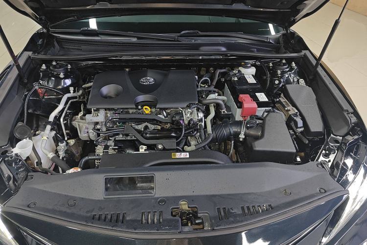 Used Toyota Camry 2021 2.0G Luxury Edition
