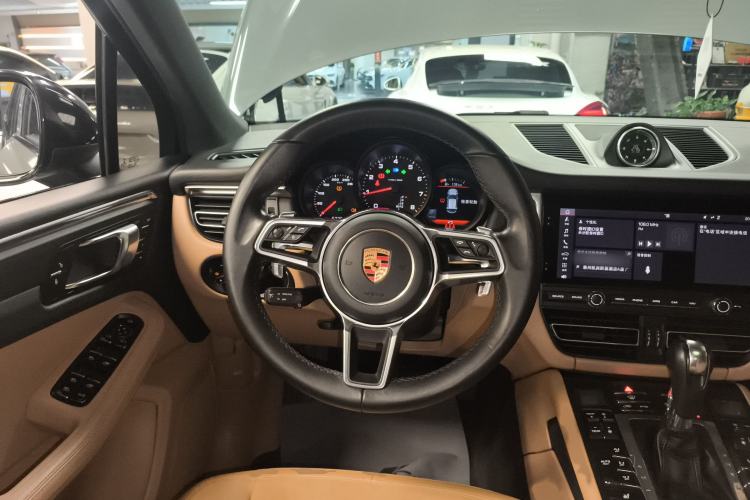 Used Porsche Macan 2018 Macan 2.0T