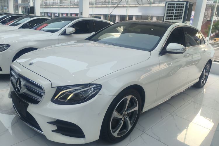 Used Mercedes-Benz E-Class 2018 E 300 L Sporty and Stylish Model
