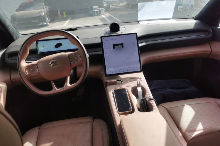 Used Nio ES6 2023 75 kWh
