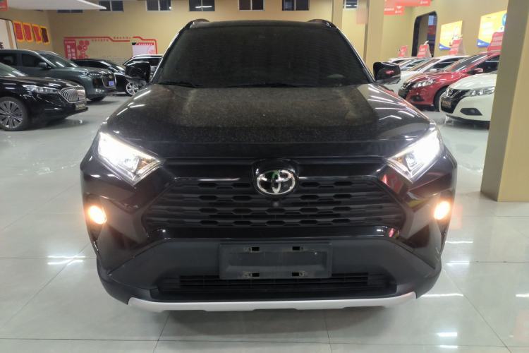 Used Toyota RAV4 2020 2.0L CVT Two-Wheel Drive Fashion Edition
