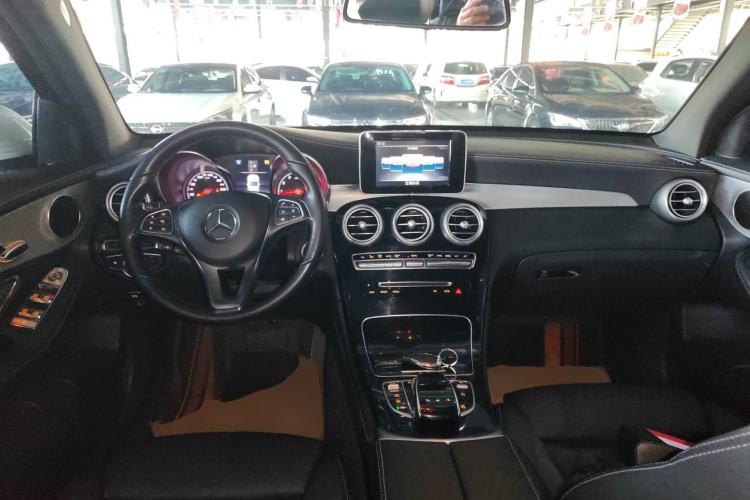 Used Mercedes-Benz GLC 2019 GLC 200 4MATIC
