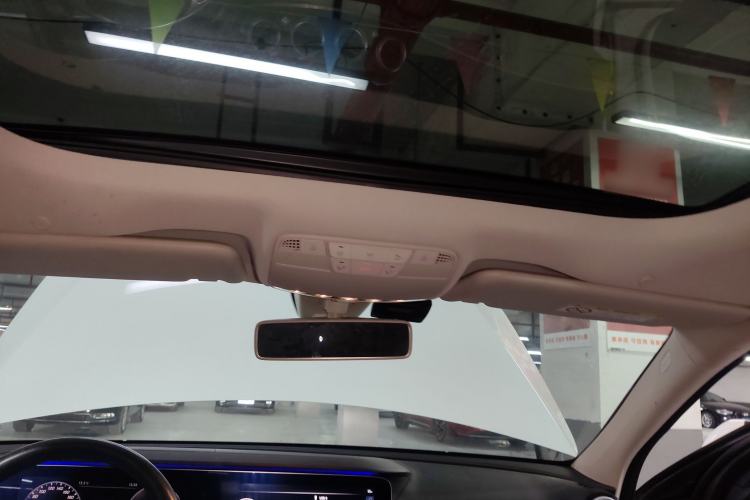 Used Mercedes-Benz E-Class 2018 Facelift E 200 L Sport Edition