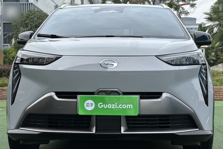 Used AION Y 2022 70 Tech Edition Lithium Iron Phosphate
