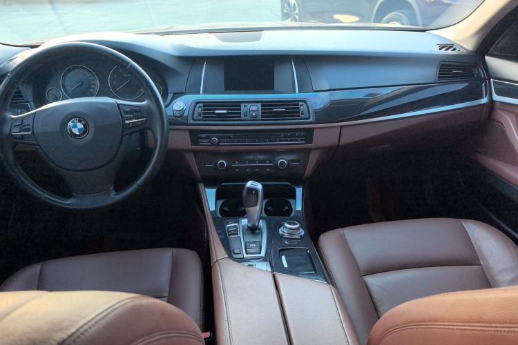 Used BMW 5 Series 2014 520i Elegant Edition
