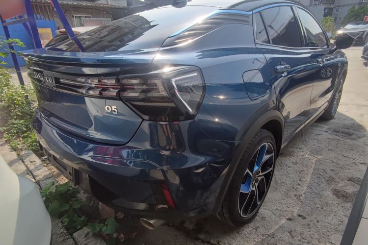 Used Lynk & Co 05 2020 2.0TD Two-Wheel Drive Shine Halo
