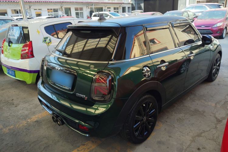 Used  MINI 2016 2.0T COOPER S Pioneer Edition Five-Door Model
