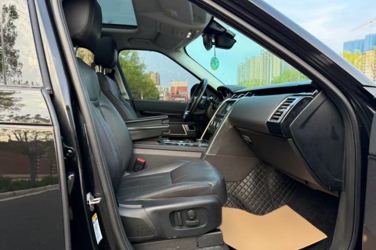 Used Land Rover Discovery 2018 3.0 SC V6 SE
