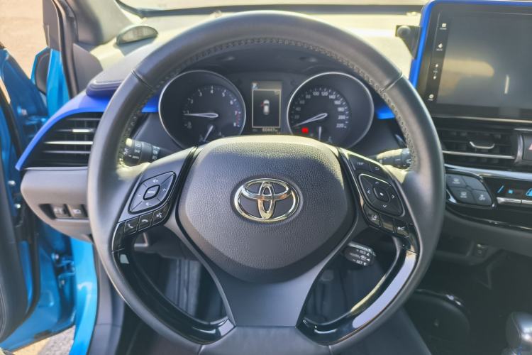 Used Toyota IZOA 2018 2.0L Yichi Edition China V Standard
