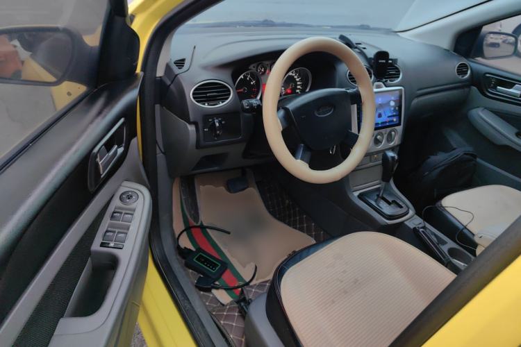 Used Ford Focus 2013 Hatchback Classic 1.8L Automatic Base Model
