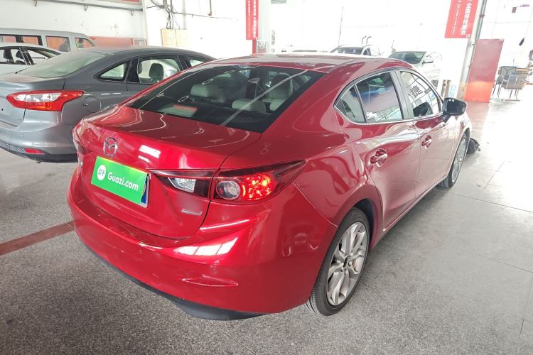 Used Mazda Mazda 3 Axela 2014 Sedan 2.0L Automatic Sport Model