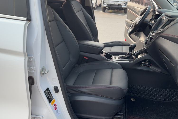 Used Changan CS75 2017 Shangkui Edition 1.5T Automatic Fengyue Model
