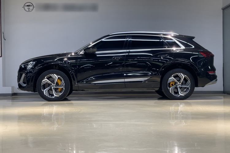 Used Audi e-tron 2021 50 quattro Prestige Edition
