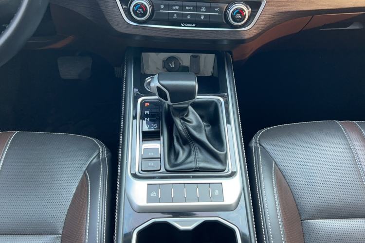 Used FORTHING Joyear X5 2019 X5L 1.5T CVT Luxury Model
