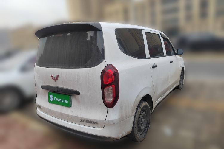 Used Wuling Hongguang New Energy 2024 All-Electric Model 300KM Standard Version
