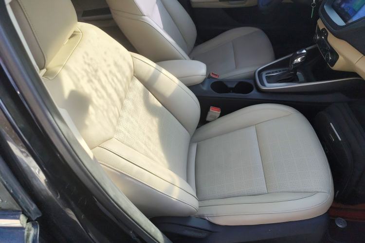 Used Ford Escort 2015 1.5L Automatic Fashion Model