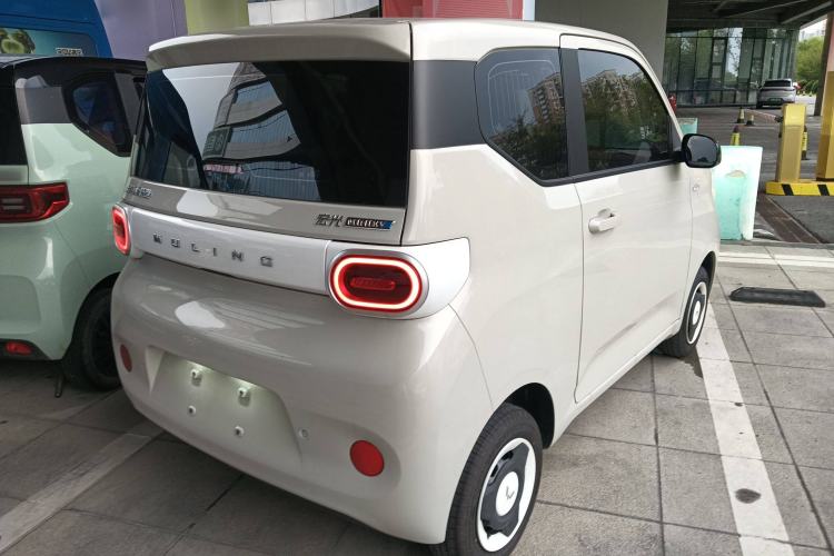 Used Wuling Hongguang MINIEV 2024 3rd Generation 215km Youth Edition