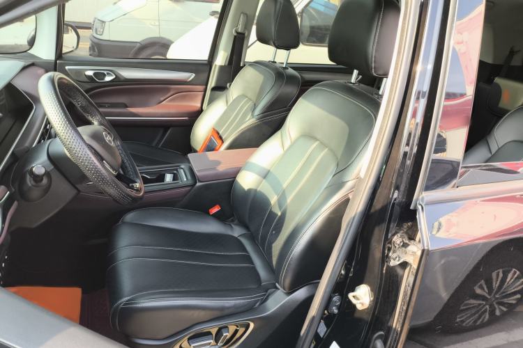 Used GAC Trumpchi M6 2021 PRO 270T Automatic Luxury Edition