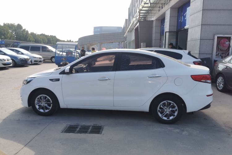 Used Kia K2 2015 Sedan 1.4L Automatic GLS
