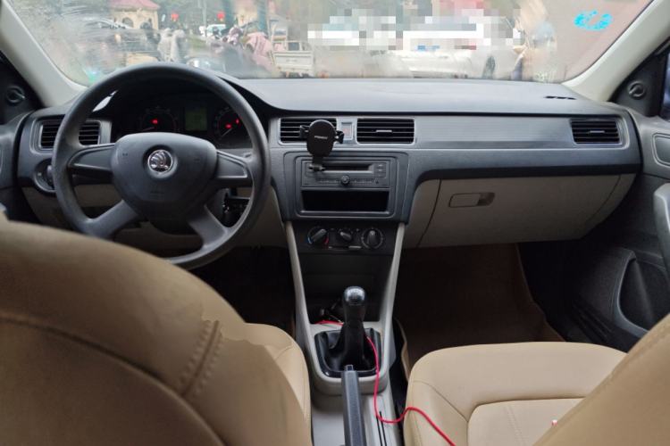 Used Skoda Rapid 2013 1.4L Manual Enjoyment Model