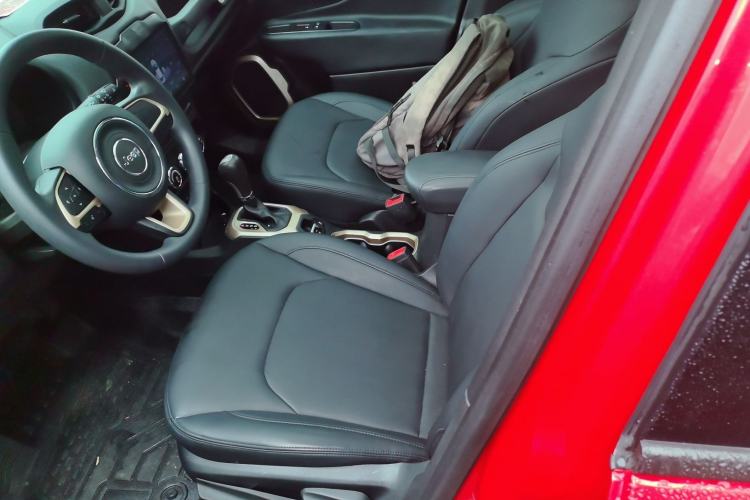 Used  Renegade 2017 180T Automatic High-Energy Version
