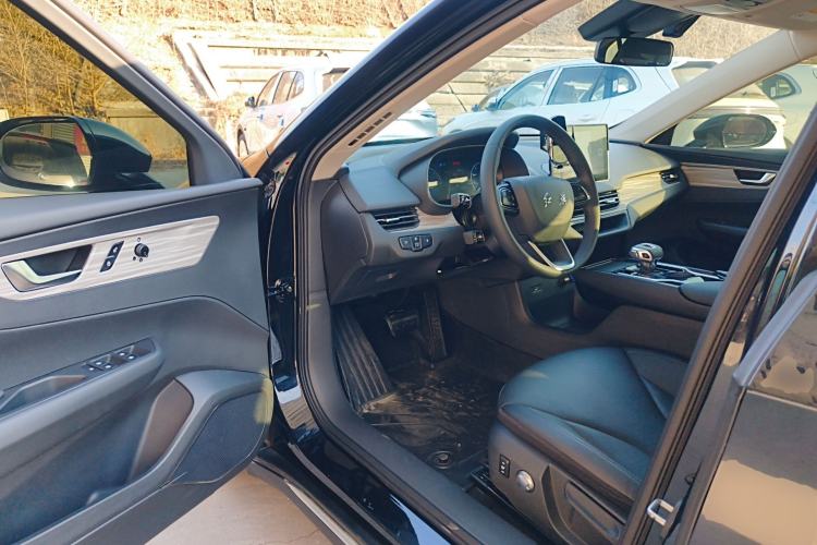 Used Hongqi E-QM5 2023 620km PLUS
