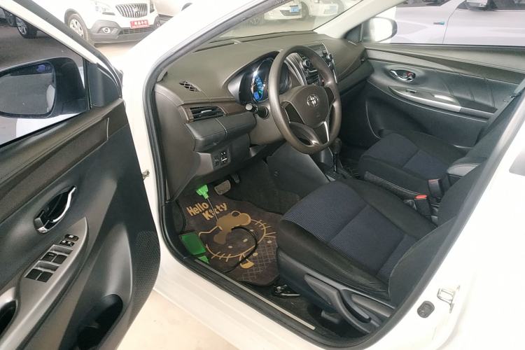 Used Toyota YARiS L 2015 1.5E Automatic Charm Edition