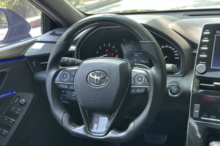 Used Toyota Avalon 2019 2.0L Ambition Edition China VI
